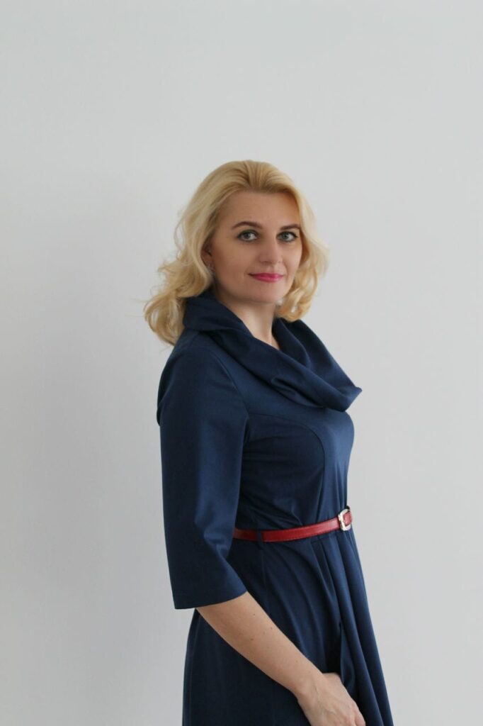Психолог Юлия Лошакова